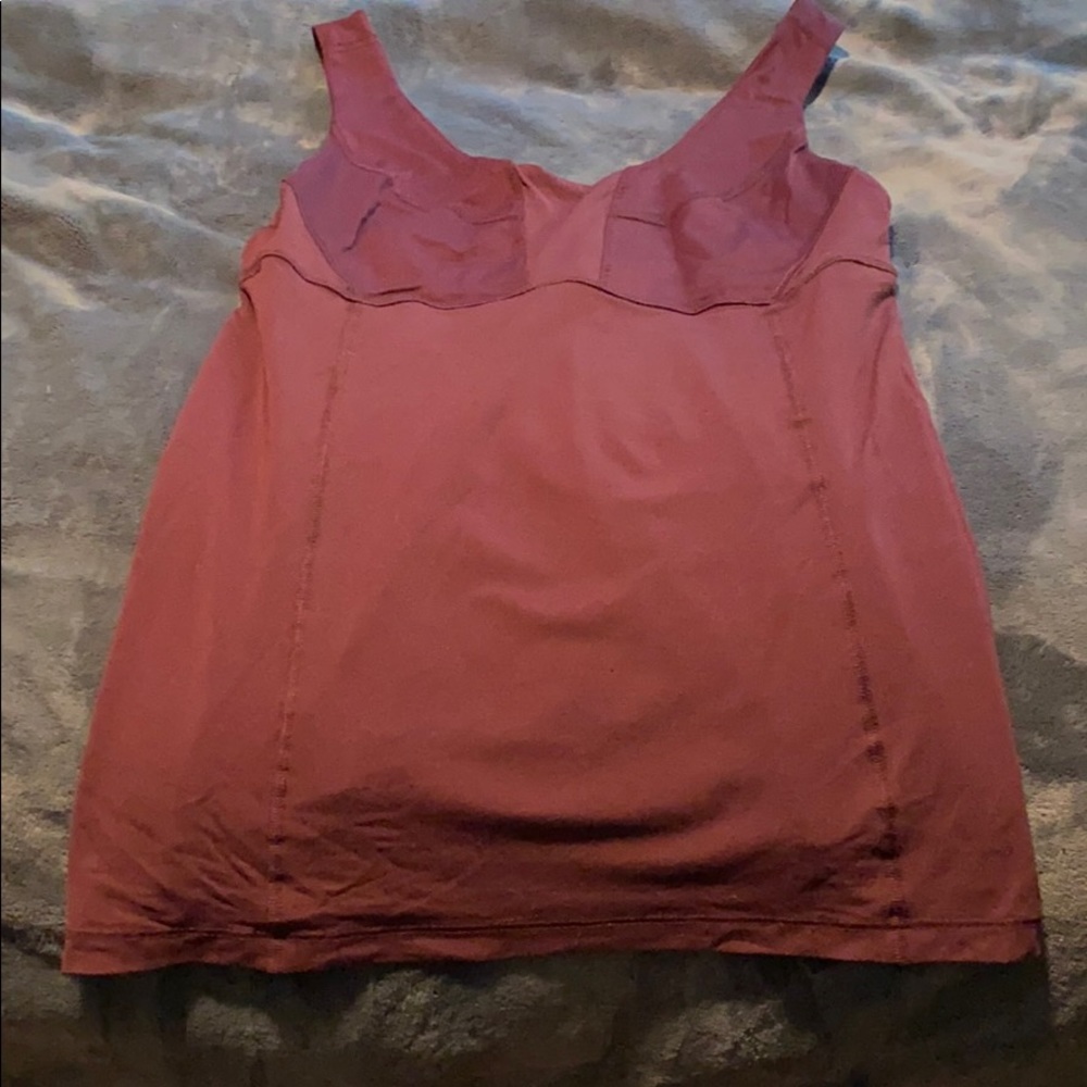 Lululemon tank top